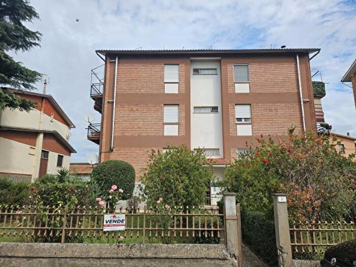 Appartamento trilocale in vendita in Via Camillo Benso di Cavour, Attigliano