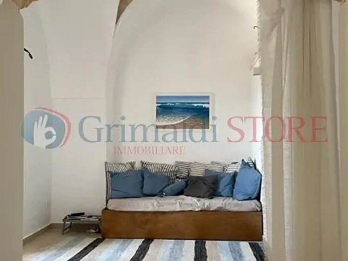 Casa quadrilocale in vendita in Specchia