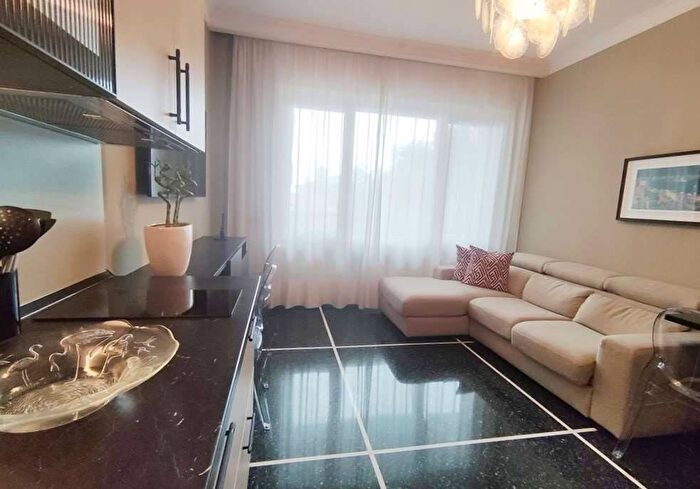 Appartamento quadrilocale in affitto in Via Privata Fratelli Asquasciati, San Siro Casinò, Sanremo