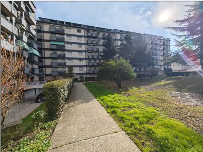 Appartamento con 5 locali in vendita in Viale Viareggio, Spinea