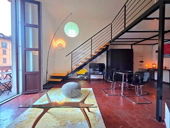 Appartamento monolocale in affitto in Alzaia Naviglio Grande, Navigli Darsena, Milano