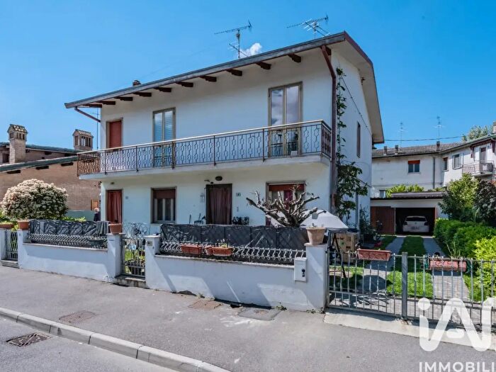 Appartamento quadrilocale in vendita in Via Guinea, Portomaggiore