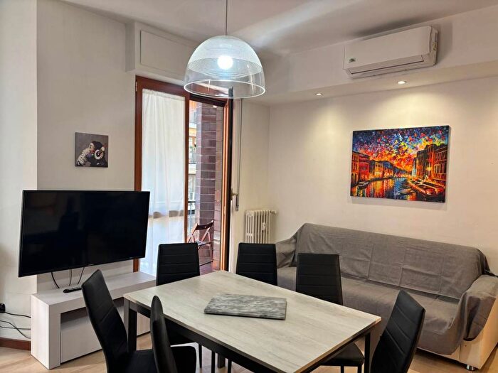 Appartamento trilocale in affitto in Via Giuseppe Antonio Borgese, Cenisio, Milano
