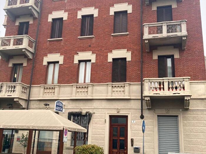 Appartamento quadrilocale in affitto in Via Lavagna, Nizza Millefonti, Torino