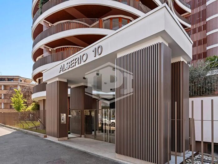 Appartamento bilocale in vendita in Via Alserio, Milano