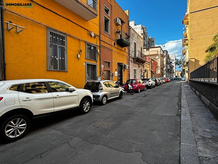 Appartamento bilocale in vendita in Via Salvo dAcquisto, Catania
