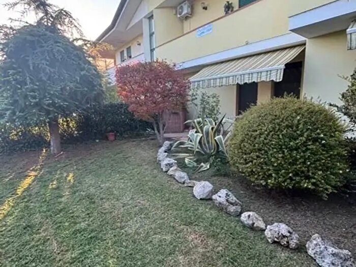 Appartamento con 5 locali in vendita in Guarda Veneta