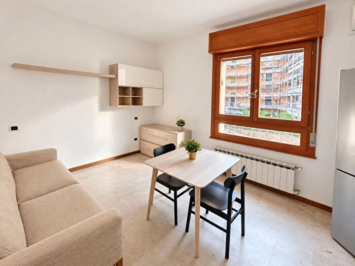 Appartamento bilocale in affitto in Via Alfonso Torreggiani, Bolognina, Bologna