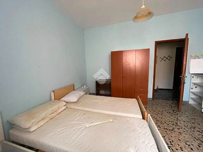 Appartamento quadrilocale in vendita in Via Is Mirrionis, Cagliari