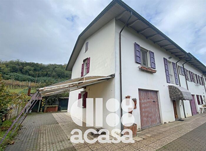 Casa quadrilocale in vendita in Mercato Saraceno