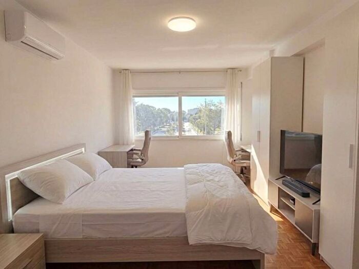 Appartamento quadrilocale in affitto in Via Tiberio Imperatore, San Paolo, Roma