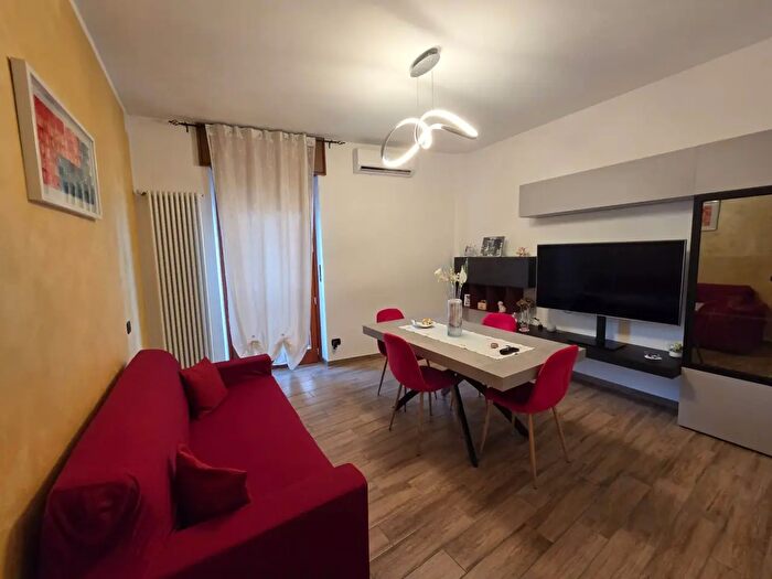 Appartamento trilocale in vendita in Via Roma, Cirie'