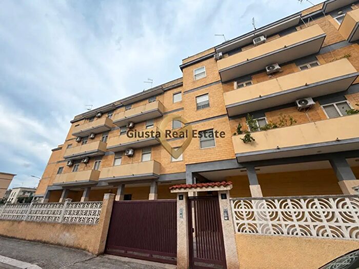 Appartamento trilocale in vendita in Via Gabriele d'Annunzio, Brindisi