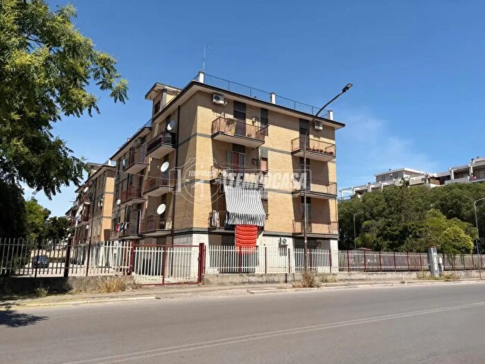 Appartamento trilocale in vendita in Viale Giotto, Foggia