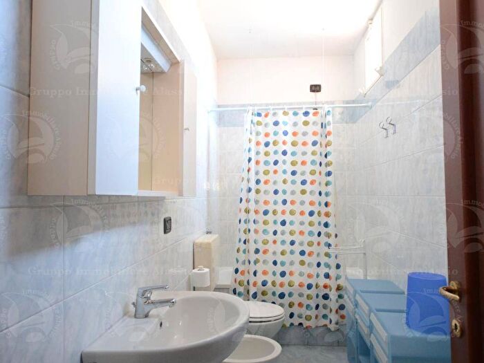 Appartamento trilocale in affitto in Via Amerigo Vespucci, Fenarina Via Neghelli Collina di Ponente, Alassio