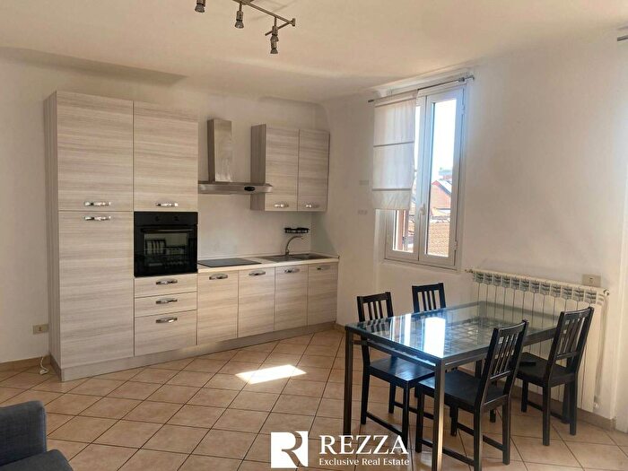 Appartamento bilocale in affitto in Via Spartaco, Montenero, Milano