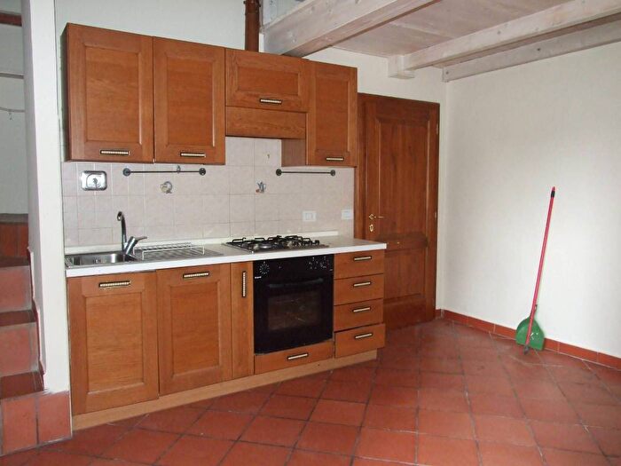 Appartamento bilocale in affitto in Via Citerna, Carmignano