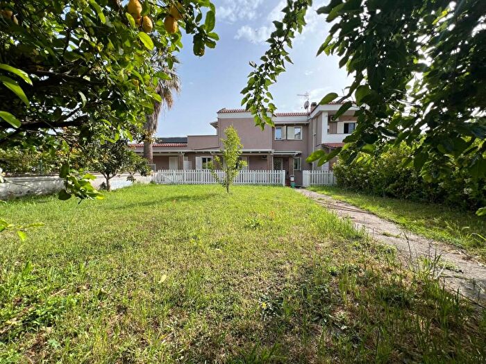 Casa quadrilocale in affitto in Pozzuoli Alta, Pozzuoli
