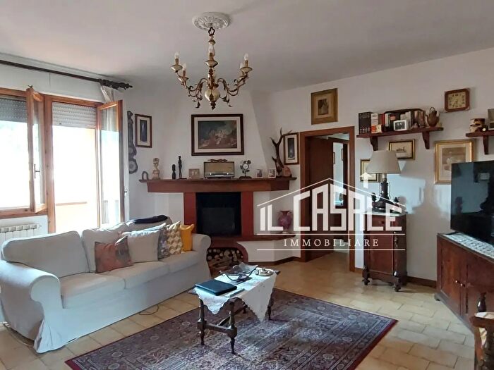 Appartamento con 5 locali in vendita in Dicomano