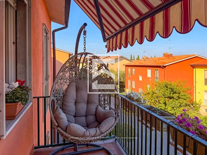 Appartamento trilocale in vendita in Via Papa, Desenzano Del Garda