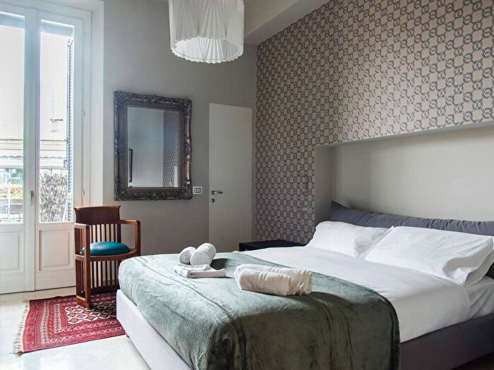 Appartamento trilocale in affitto in Via Maurizio Quadrio, Garibaldi Corso Como, Milano