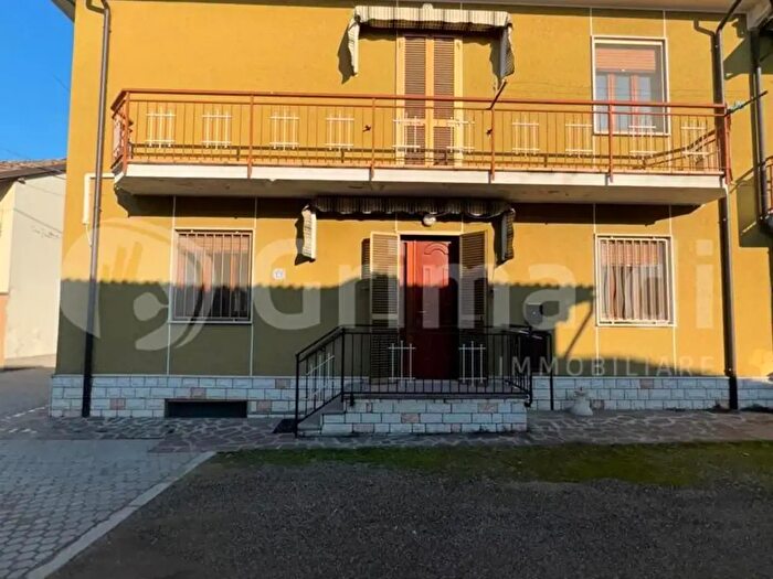 Casa con 5 locali in vendita in Via Italia Snc, Santa Cristina E Bissone