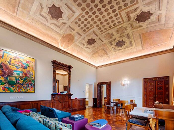 Appartamento con 5 locali in affitto in Via Cusani, Duomo, Milano