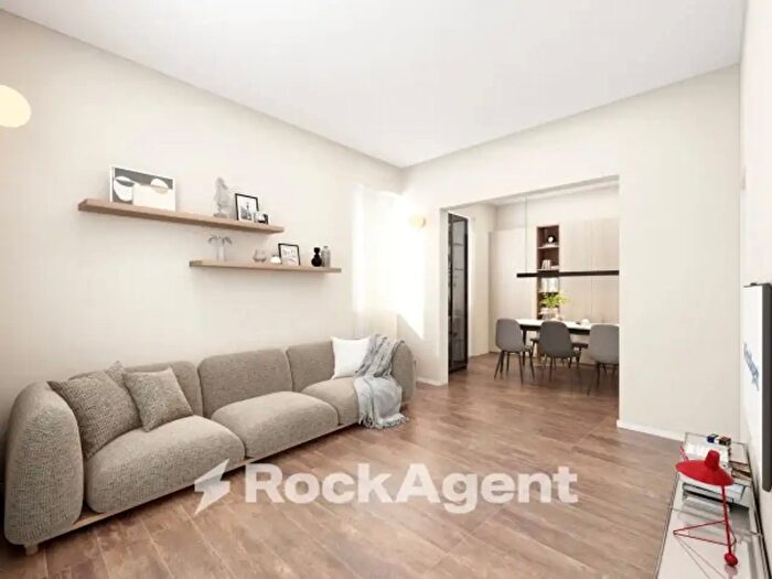 Casa con 5 locali in vendita in Via XXV Aprile, Mede