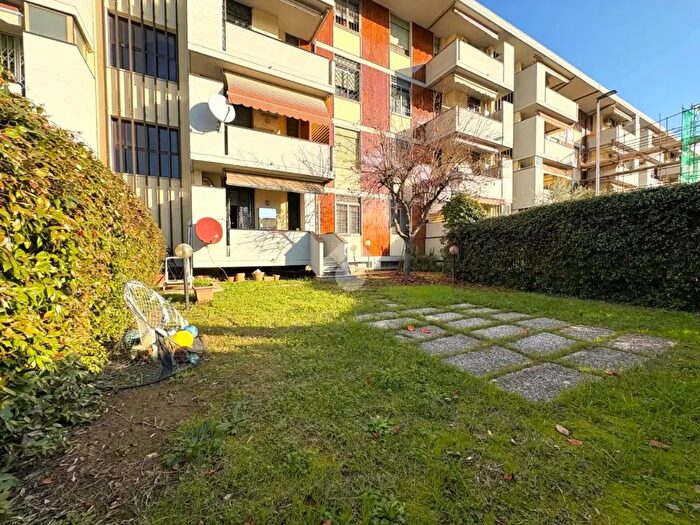 Appartamento con 5 locali in vendita in Via Matteo Marangoni, Firenze