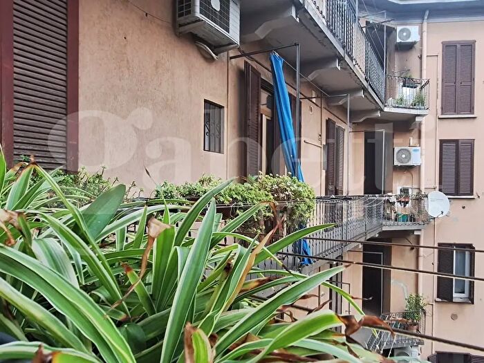 Appartamento bilocale in affitto in Via Popoli Uniti, Milano