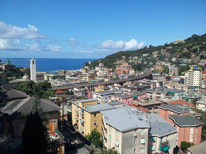 Appartamento trilocale in affitto in Via Privata Palme, Centro, Recco