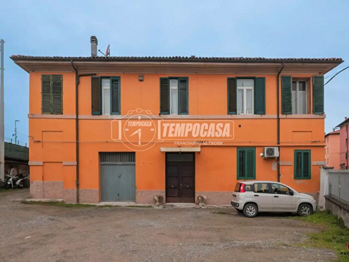 Appartamento trilocale in vendita in Bologna