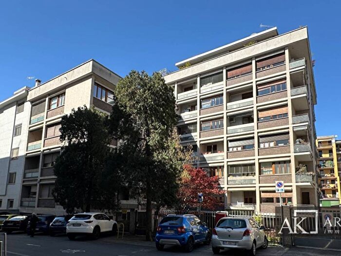 Appartamento trilocale in affitto in Via Mameli, San Martino, Novara