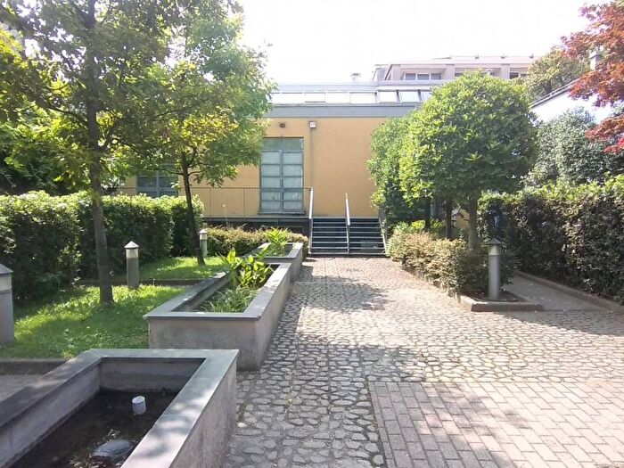 Appartamento trilocale in affitto in Via Comune Antico, Greco Segnano, Milano