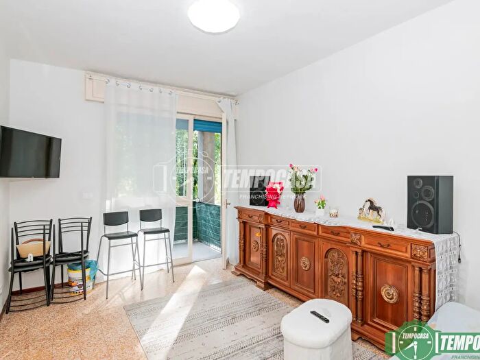 Appartamento trilocale in vendita in Via Alfonsine, San Donato Milanese