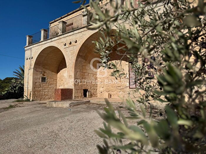Casa con 5 locali in vendita in Cda Celone, Ragusa