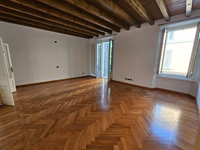 Appartamento trilocale in affitto in Via Callisto Piazza, Centro Storico, Lodi