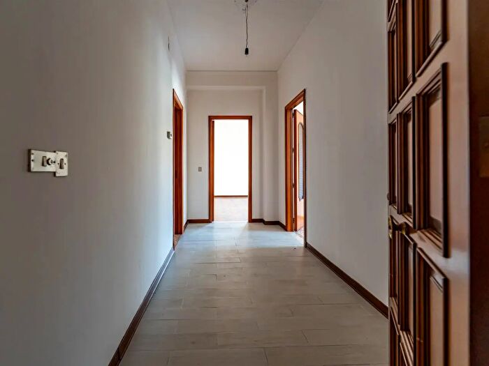 Appartamento con 5 locali in affitto in Via Guglielmo Marconi, Valverde