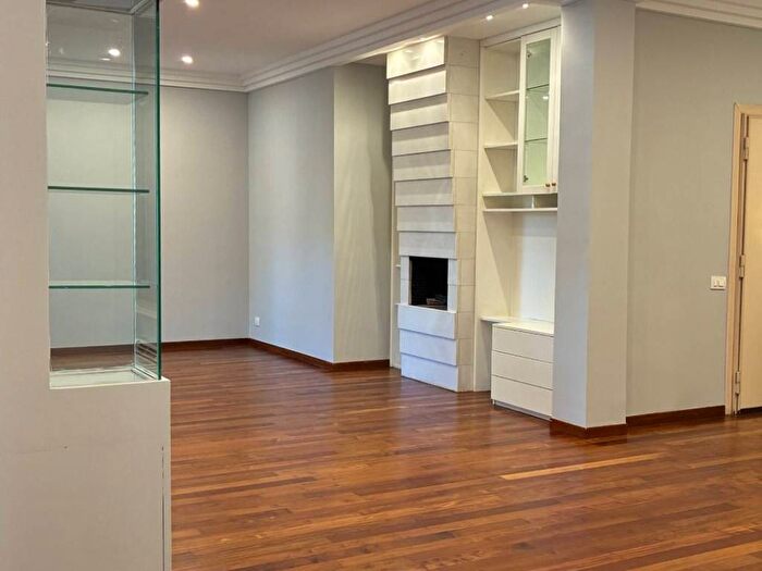 Appartamento con 5 locali in affitto in Via Elio Chianesi, Mostacciano, Roma
