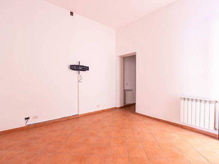 Appartamento trilocale in affitto in Via Stefano Türr, Malaspina, Palermo