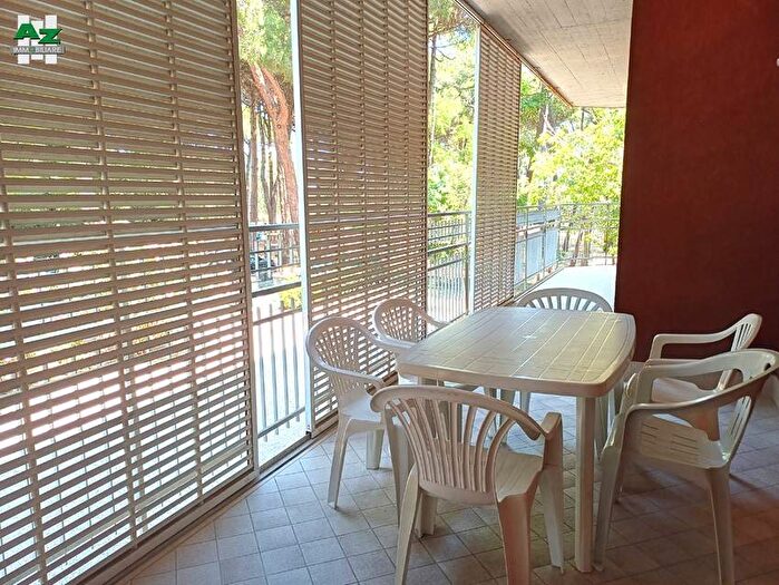 Appartamento trilocale in affitto in Viale Parigi, Zadina Parco di Ponente, Cesenatico