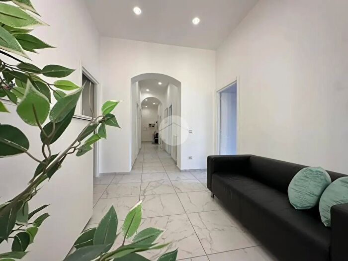 Appartamento con 6 locali in vendita in Via Nino Bixio, La Spezia