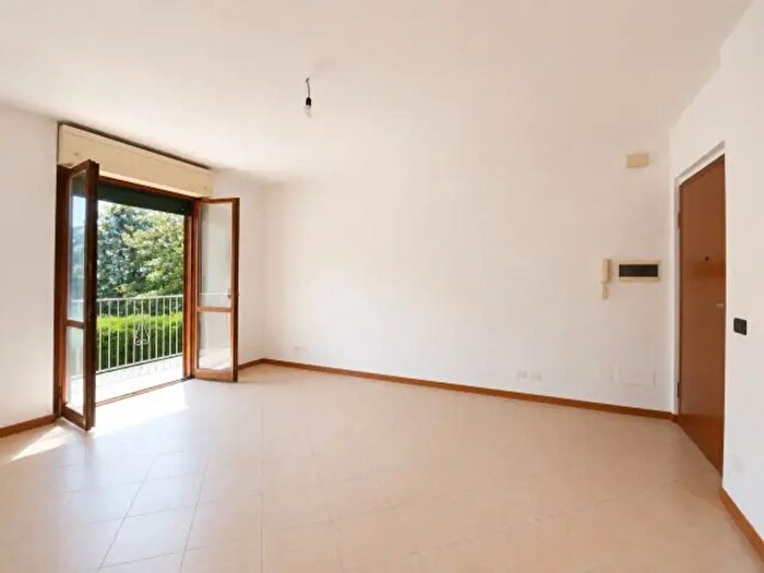 Appartamento quadrilocale in affitto in Via Valledolmo, Asti