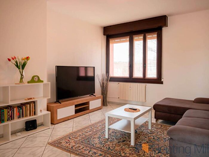 Appartamento trilocale in affitto in Via Giovanni Montemartini, Corvetto, Milano