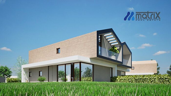 Casa con 10 locali in vendita in Via SantAntonio, Teolo