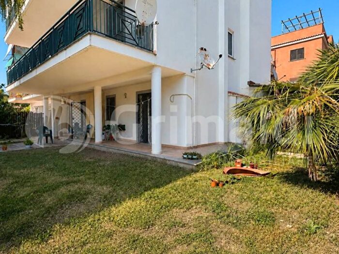 Appartamento bilocale in affitto in via della fornacetta, Colfiorito Elcetina, Santa Marinella