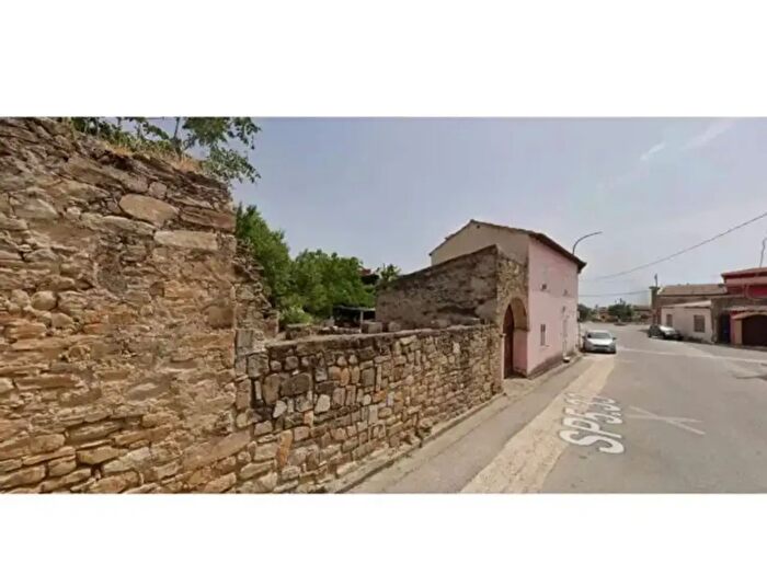 Casa con 6 locali in vendita in Via Umberto I, Selegas