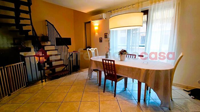 Appartamento con 6 locali in vendita in Montelupo Fiorentino