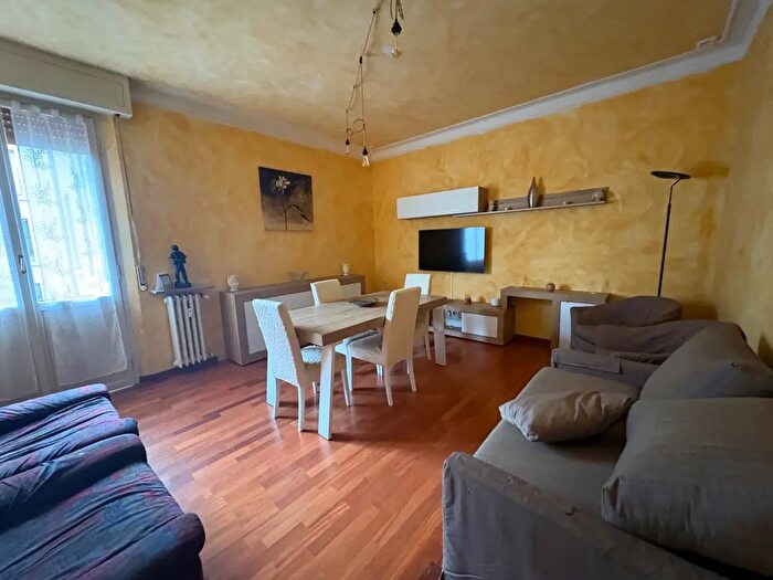 Appartamento quadrilocale in vendita in Reggio Emilia