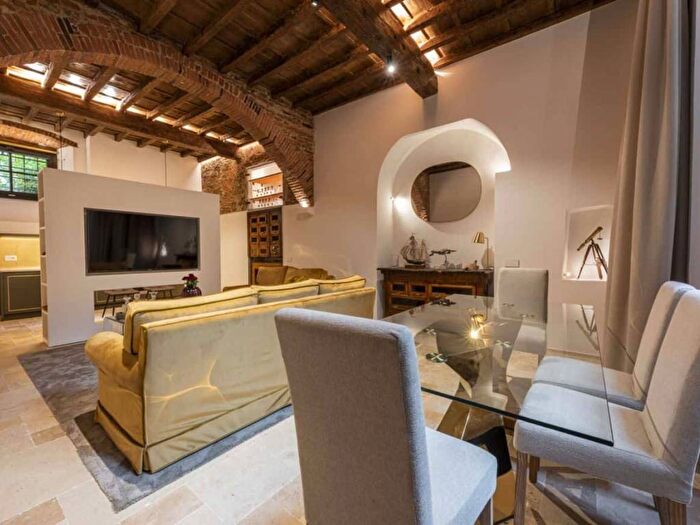 Appartamento bilocale in affitto in Signoria Uffizi, Firenze